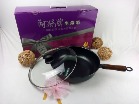 阿媽牌生鐵鍋