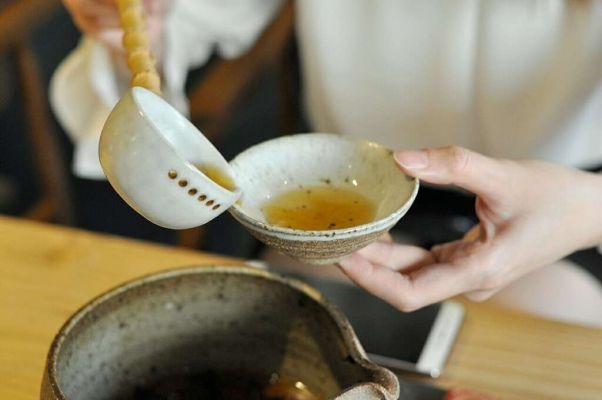 茶山行